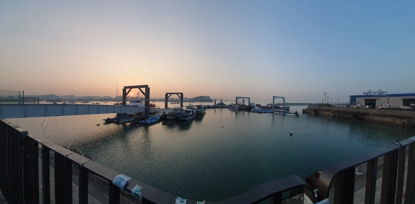 항구