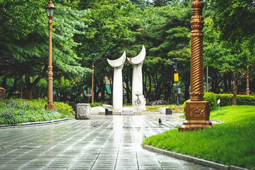조각상