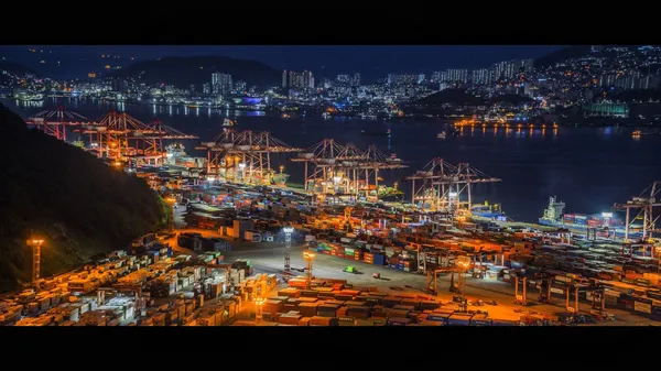 컨테이너 부두