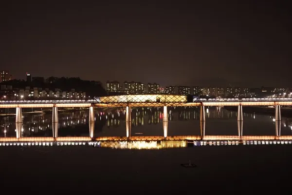 보행교