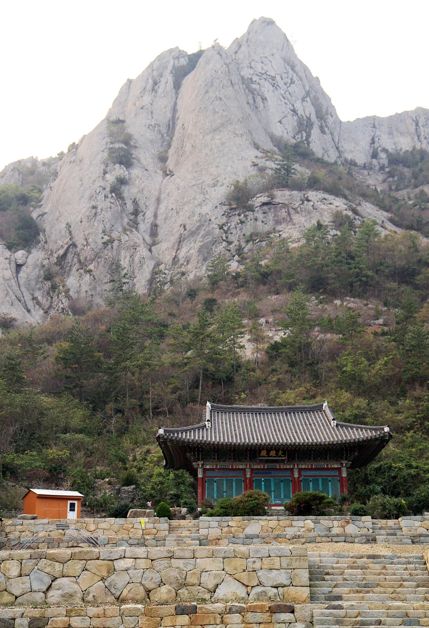 대웅전