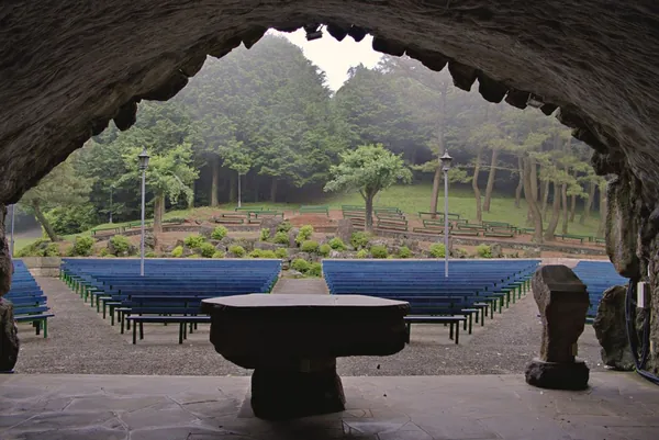 동굴 입구